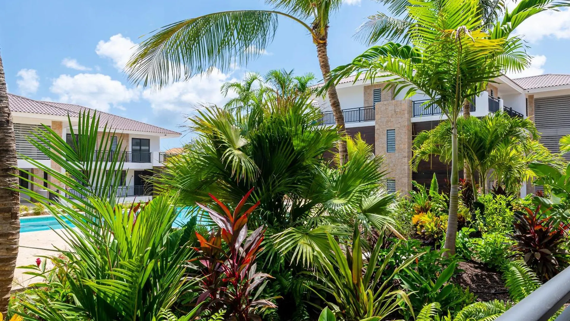 Blue Breeze Balcony Apartment Willemstad